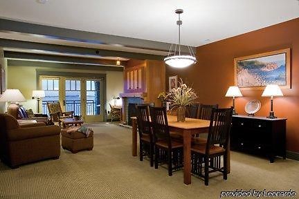 Tamarack Lodge Acme ภายใน รูปภาพ